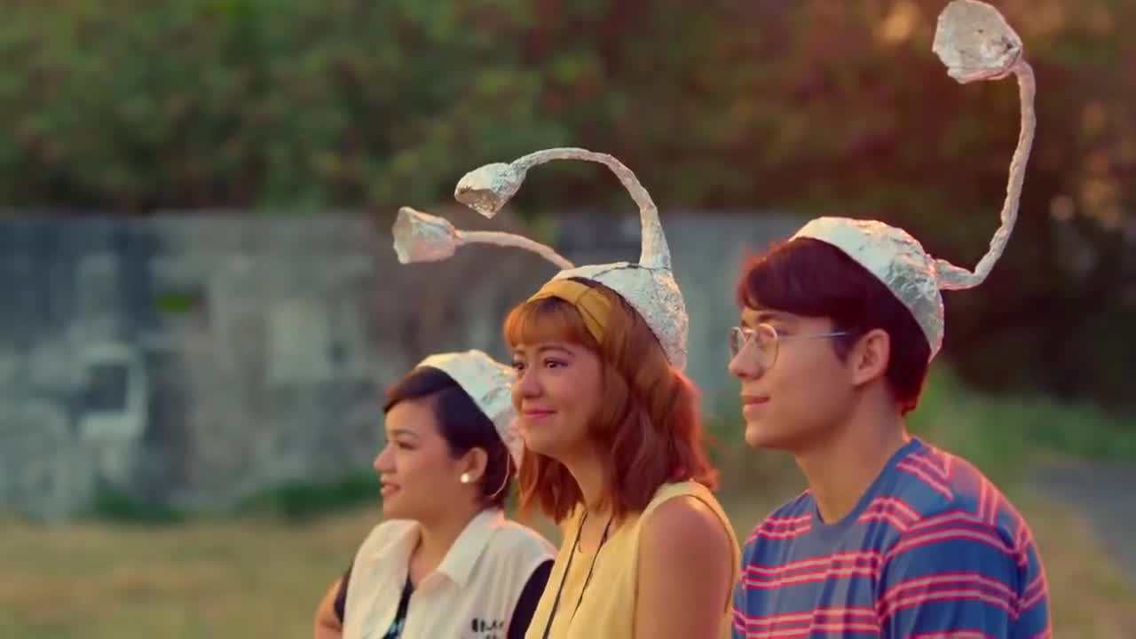 Thumbnail Cô gái dị ứng Wi-Fi